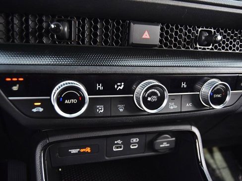 Certified 2024 Honda CR-V EX image 15