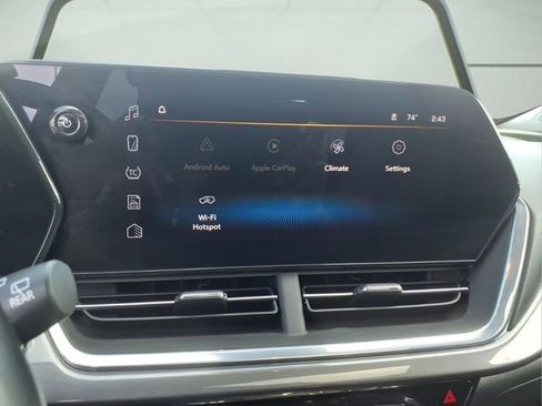 Certified 2025 Chevrolet Trax ACTIV w/ Sunroof Package FWD image 16