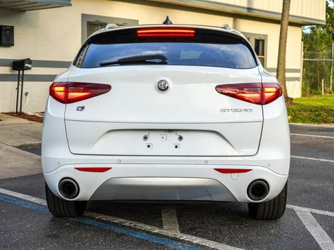 Used 2021 Alfa Romeo Stelvio Ti w/ Active Assist 2 Package TI AWD/4WD image 5