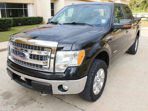 Used 2013 Ford F150 XLT w/ Luxury Equipment Group image 8