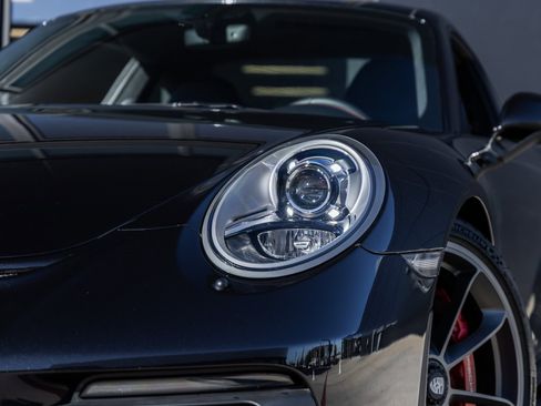 Used 2019 Porsche 911 GT3 image 18