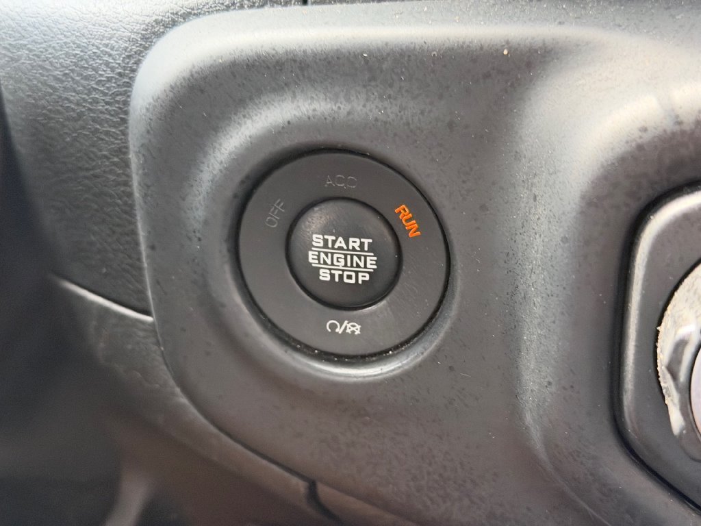 Used 2018 Jeep Wrangler Unlimited Sport S AWD/4WD image 23