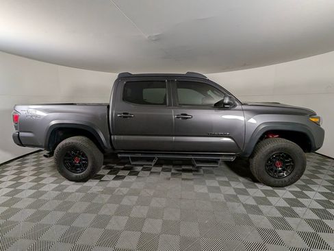 Used 2022 Toyota Tacoma TRD Pro image 8