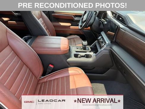 Used 2025 GMC Sierra 1500 Denali Ultimate AWD/4WD image 13
