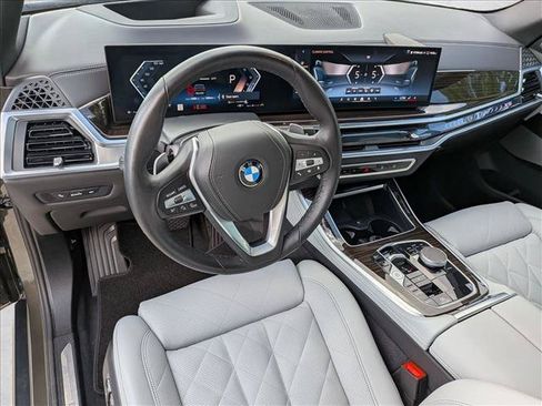 Used 2026 BMW X5 sDrive40i RWD image 10