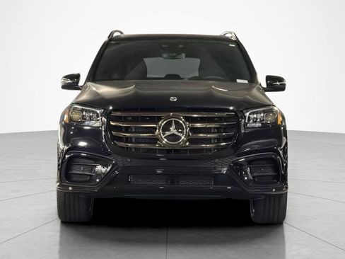 New 2026 Mercedes-Benz GLS 580 4MATIC image 8