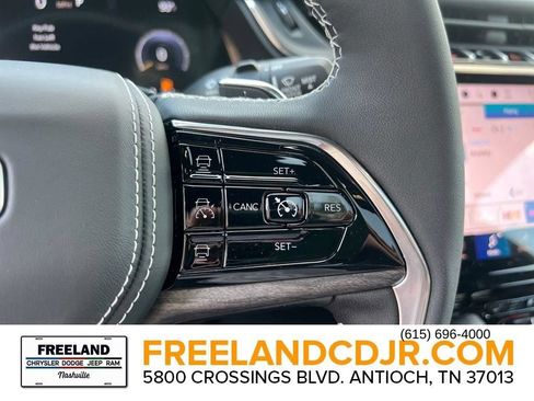 New 2025 Jeep Grand Cherokee L Overland w/ Luxury Tech Group IV AWD/4WD image 18