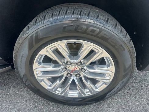 Used 2021 GMC Yukon XL SLT w/ SLT Premium Package AWD/4WD image 8