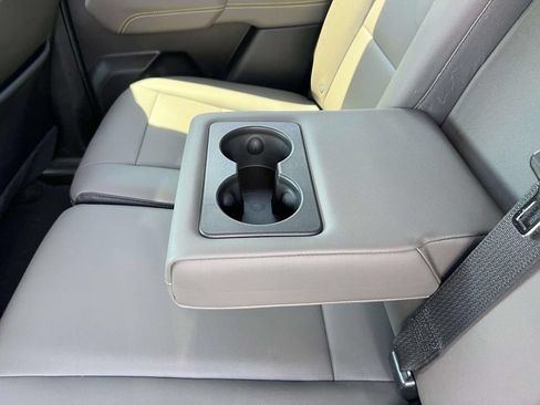Used 2023 Chevrolet Colorado ZR2 w/ ZR2 Convenience Package III AWD/4WD image 12