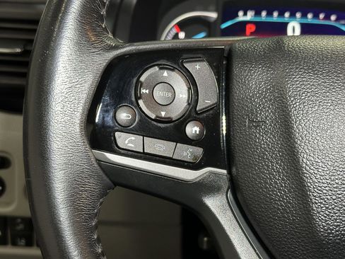 Used 2020 Honda Pilot Touring image 25