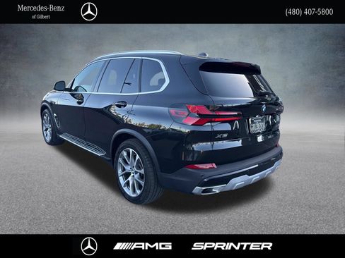Used 2026 BMW X5 xDrive40i AWD/4WD image 3