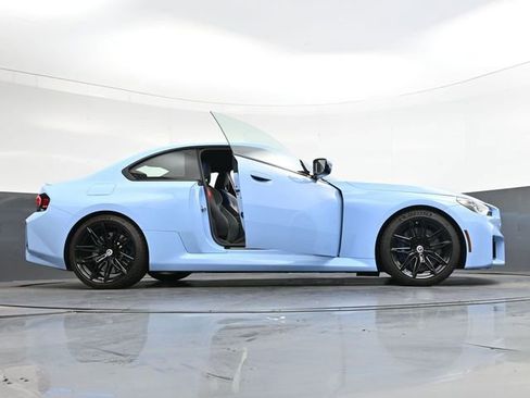 Used 2023 BMW M2 w/ Lighting Package image 31