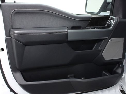 Used 2023 Ford F150 Lightning Lariat w/ Equipment Group 511A High image 11