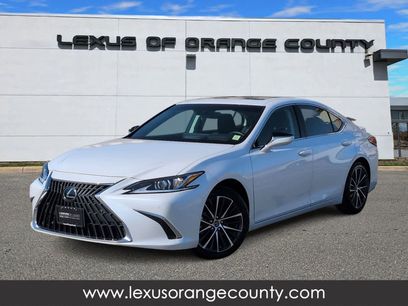 Certified 2025 Lexus ES 350 w/ Premium Package
