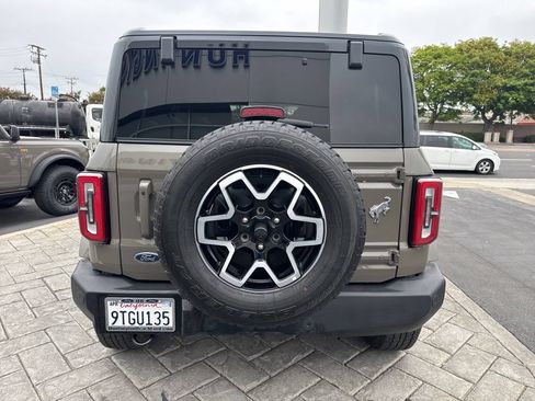 Used 2025 Ford Bronco Outer Banks AWD/4WD image 7