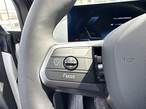 Used 2026 BMW iX xDrive60 image 16