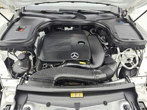 Certified 2022 Mercedes-Benz GLC 300 image 16