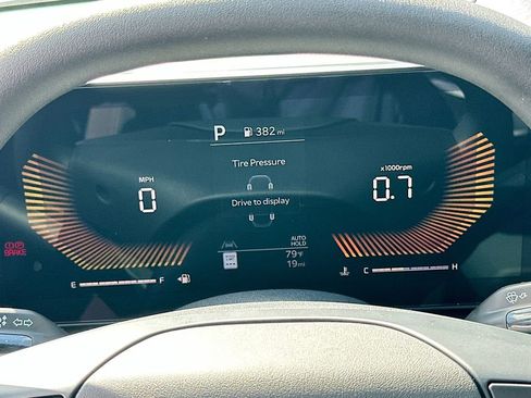 New 2025 Kia K4 LXS image 12