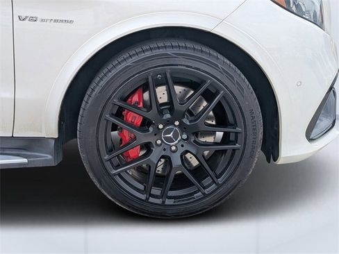 Used 2018 Mercedes-Benz GLE 63 AMG S w/ Premium 3 Package image 11