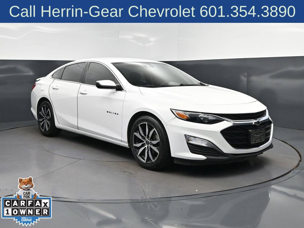 Used 2023 Chevrolet Malibu RS FWD image 9