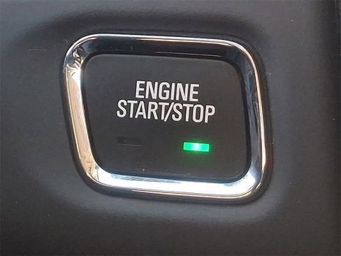 Used 2022 GMC Acadia Denali w/ Denali Ultimate Package image 25