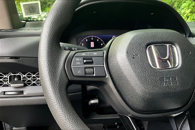 Used 2024 Honda Accord EX image 11