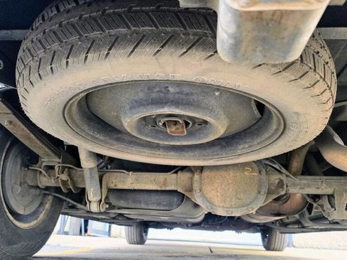 Used 2000 Chevrolet Astro Passenger AWD image 28