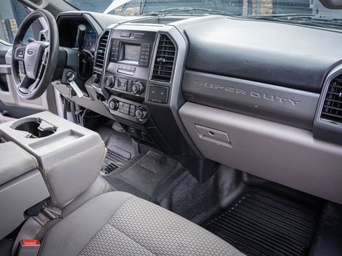 Used 2019 Ford F250 XLT AWD/4WD image 31