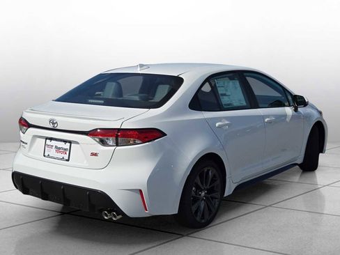 New 2026 Toyota Corolla SE FWD image 13