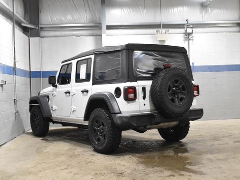 Used 2019 Jeep Wrangler Unlimited Sport AWD/4WD image 22