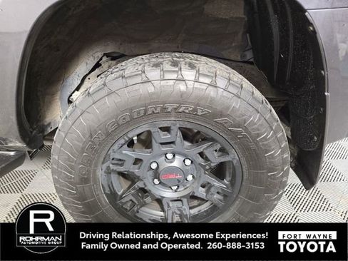 Used 2021 Toyota 4Runner TRD Off-Road Premium w/ Moonroof Package AWD/4WD image 11