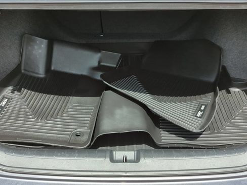 Used 2019 Honda Accord Touring image 23