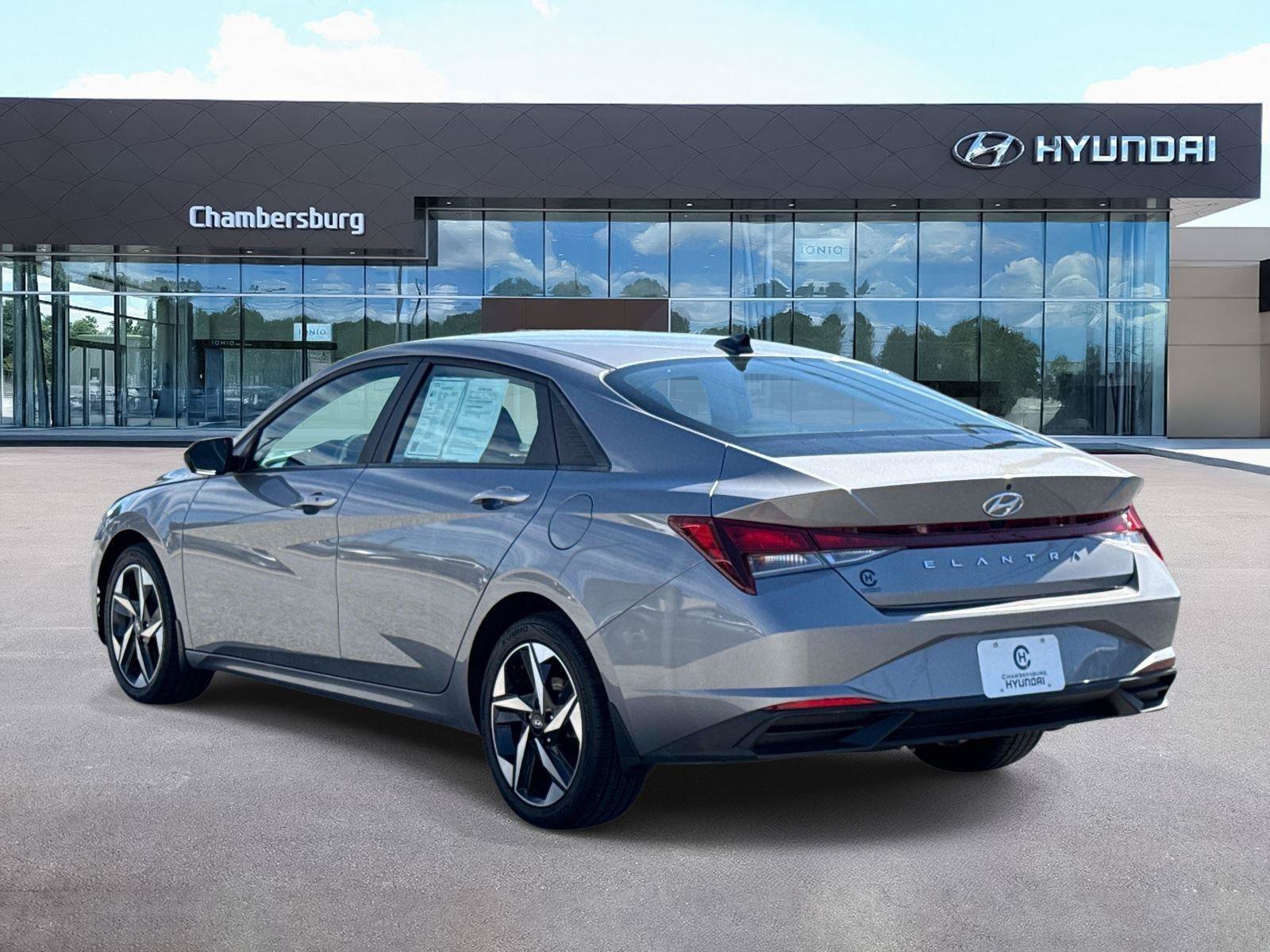 Used 2023 Hyundai Elantra SEL w/ Convenience Package FWD image 27