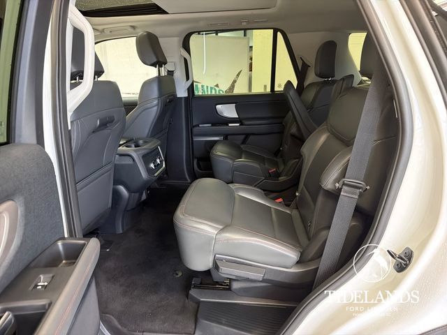 Certified 2025 Ford Expedition Active RWD image 30