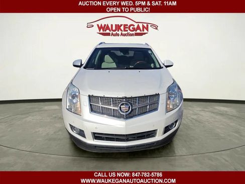 Used 2010 Cadillac SRX Premium image 2