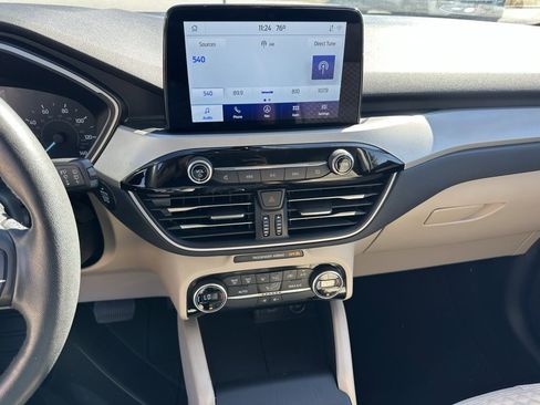 Used 2021 Ford Escape SE w/ Convenience Package image 24