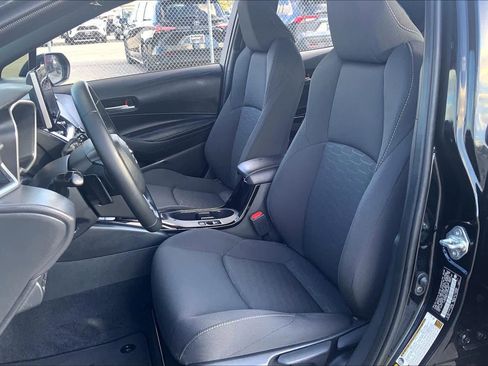 Used 2026 Toyota Corolla SE image 7