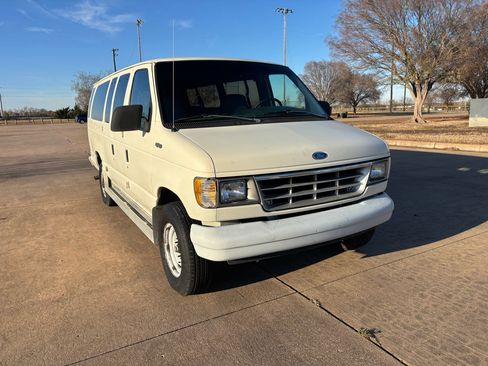 Used 1993 Ford E-350 and Econoline 350 XLT image 27