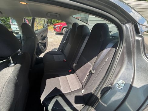 Used 2025 Nissan Sentra SV FWD image 21