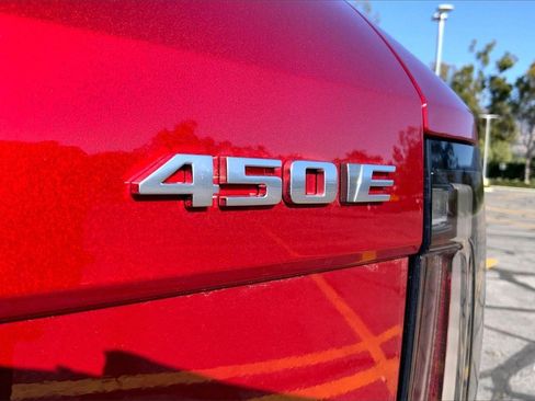 New 2026 Cadillac Optiq Sport 1 image 16