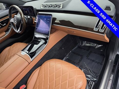 Used 2021 Mercedes-Benz S 580 4MATIC Sedan image 31