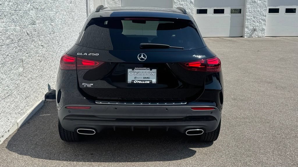 Used 2025 Mercedes-Benz GLA 250 4MATIC image 3