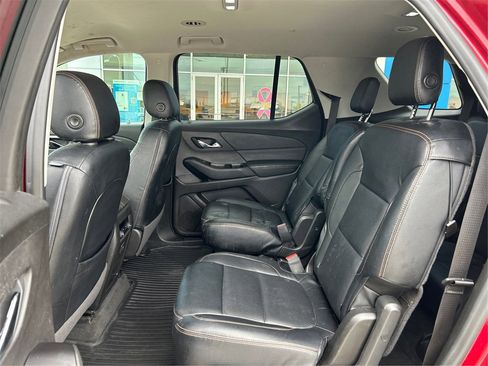 Used 2018 Chevrolet Traverse LT image 10