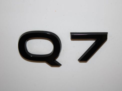 Certified 2025 Audi Q7 2.0T Premium Plus image 28