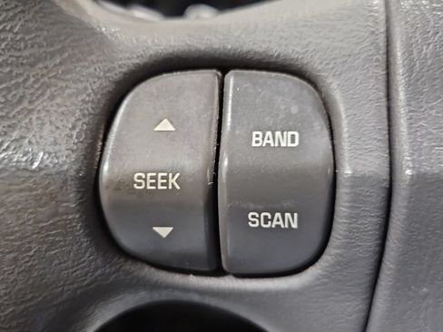 Used 2004 Buick Le Sabre Custom FWD image 22