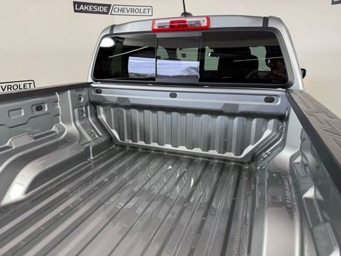 Used 2024 Chevrolet Colorado LT w/ LT Convenience Package image 10