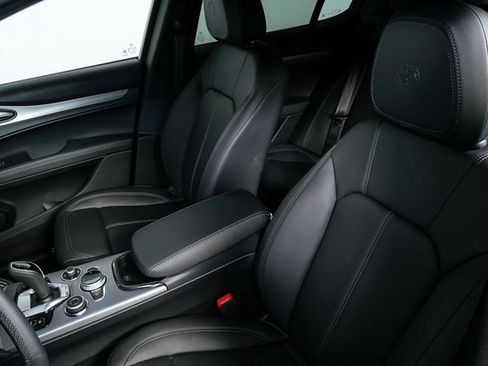 New 2025 Alfa Romeo Stelvio Sprint w/ Convenience Package image 2