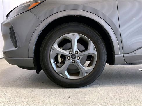 Used 2023 Ford Escape ST-Line w/ Tech Pack #1 FWD image 6