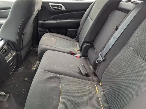 Used 2020 Nissan Pathfinder S AWD/4WD image 7