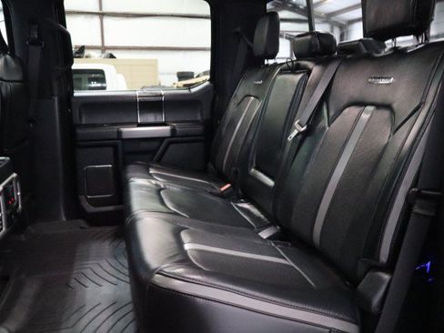Used 2019 Ford F250 Platinum w/ Platinum Ultimate Package AWD/4WD image 10
